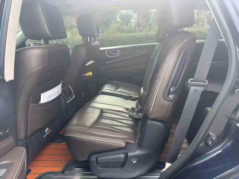 珠海16年英菲尼迪QX604