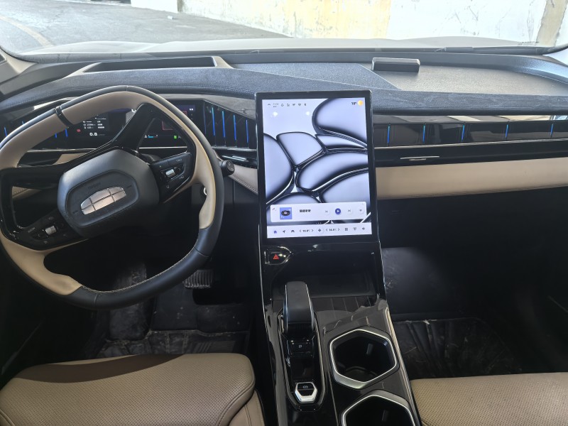 贵阳22年吉利博越7