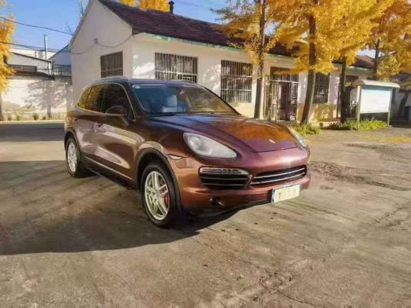 潍坊13年保时捷卡宴2