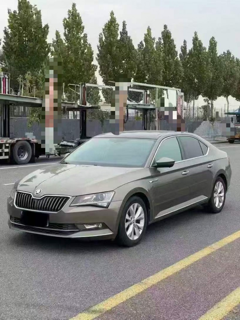 潍坊18年斯柯达速派3