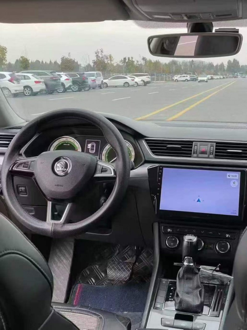 潍坊18年斯柯达速派4