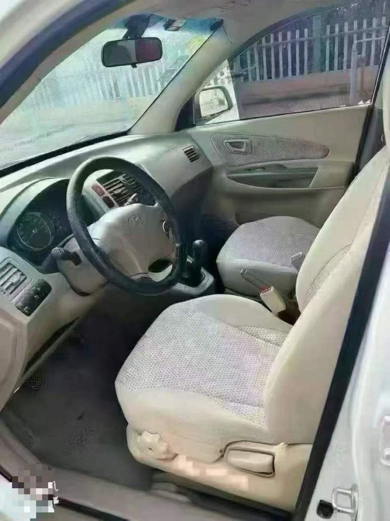 潍坊15年现代途胜5