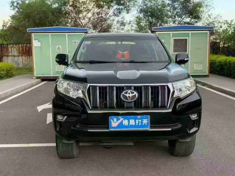 佛山19年丰田普拉多1