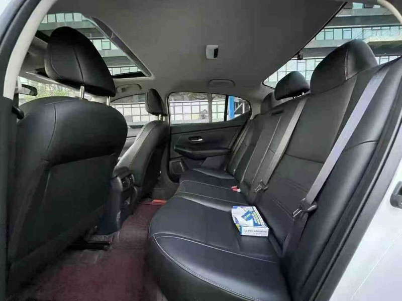 湛江25年日产轩逸4