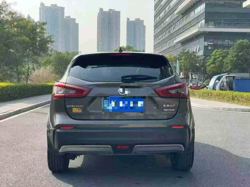 珠海19年日产逍客9