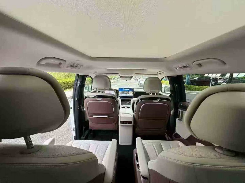 珠海25年比亚迪夏6