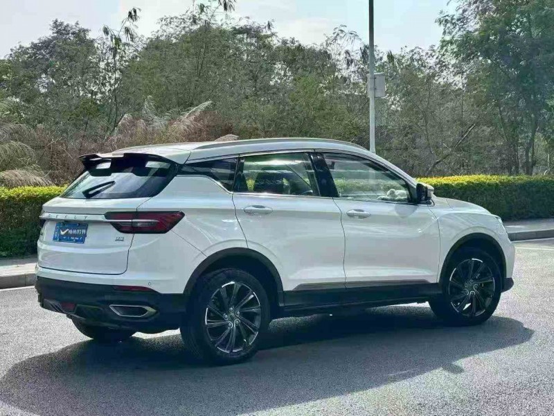 佛山20年吉利缤越7