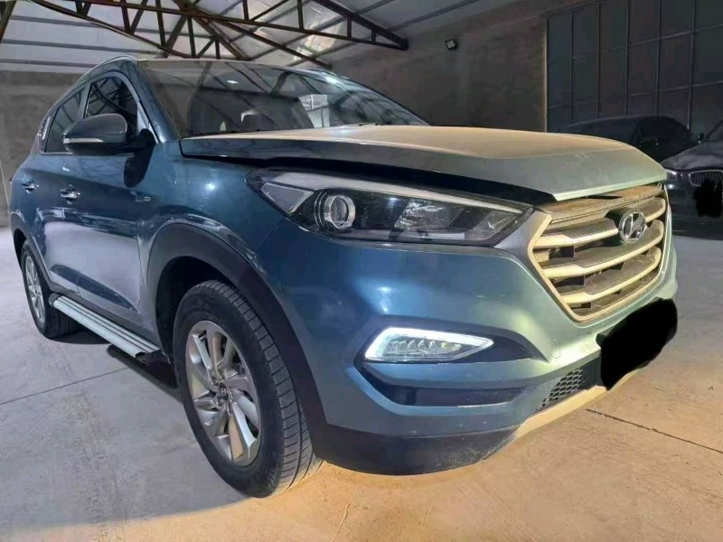 包头17年现代途胜2