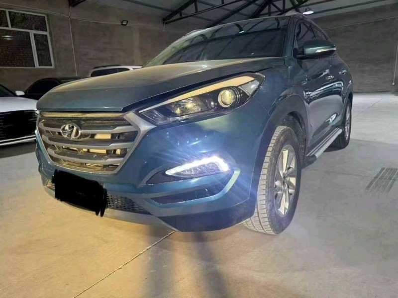 包头17年现代途胜3