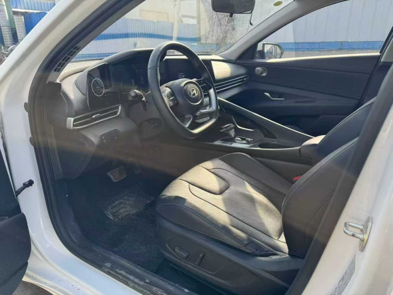 郑州24年现代伊兰特6