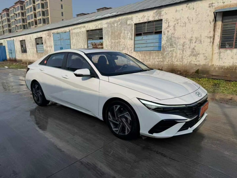 郑州24年现代伊兰特9