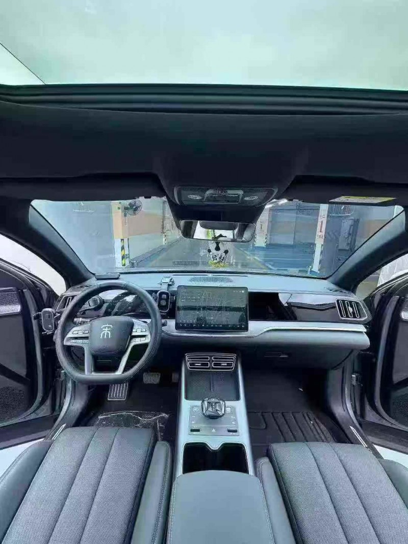 广州25年比亚迪宋新能源7