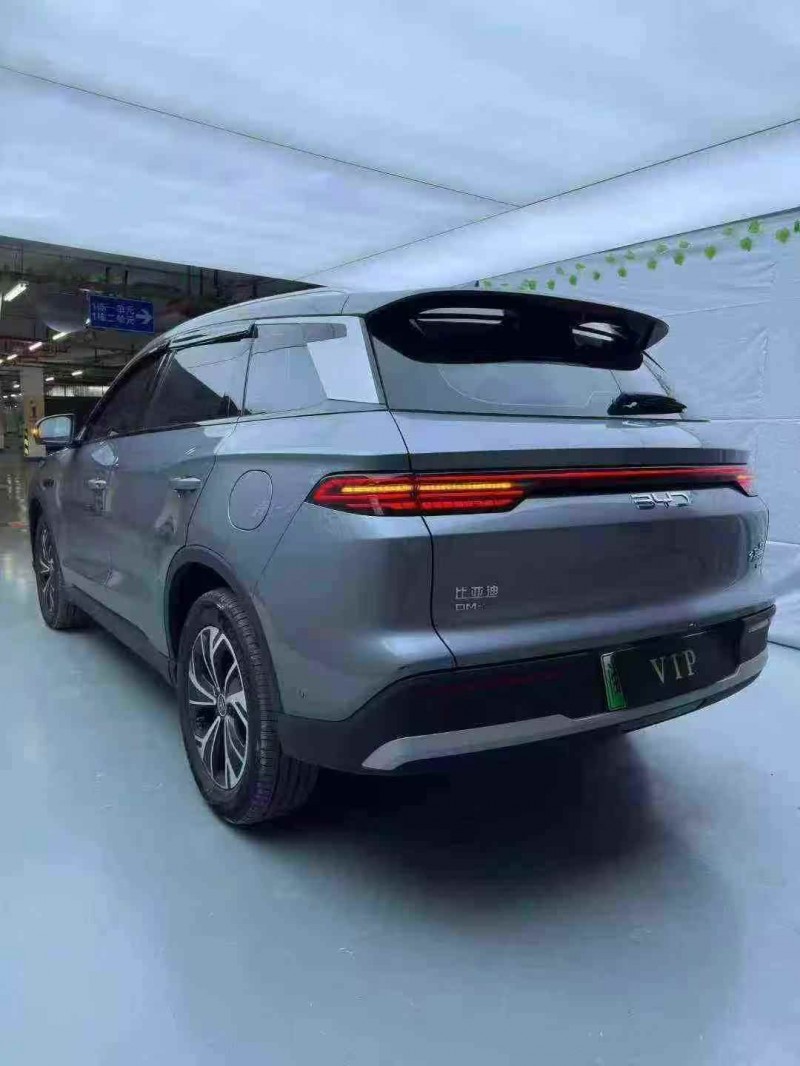 广州25年比亚迪宋新能源8