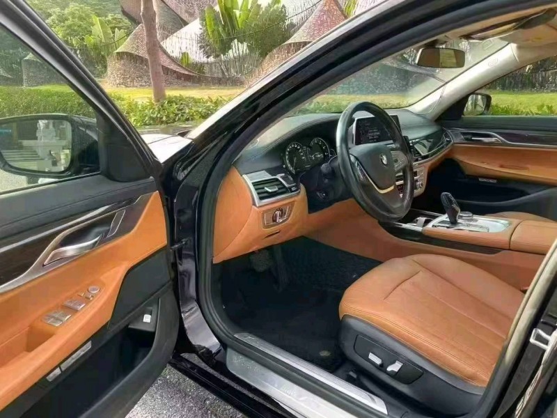 深圳18年宝马7系4