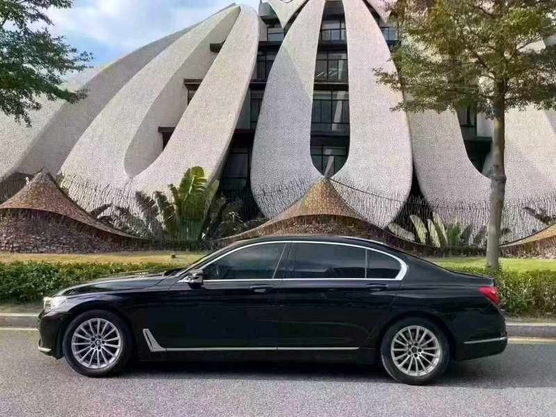 深圳18年宝马7系7