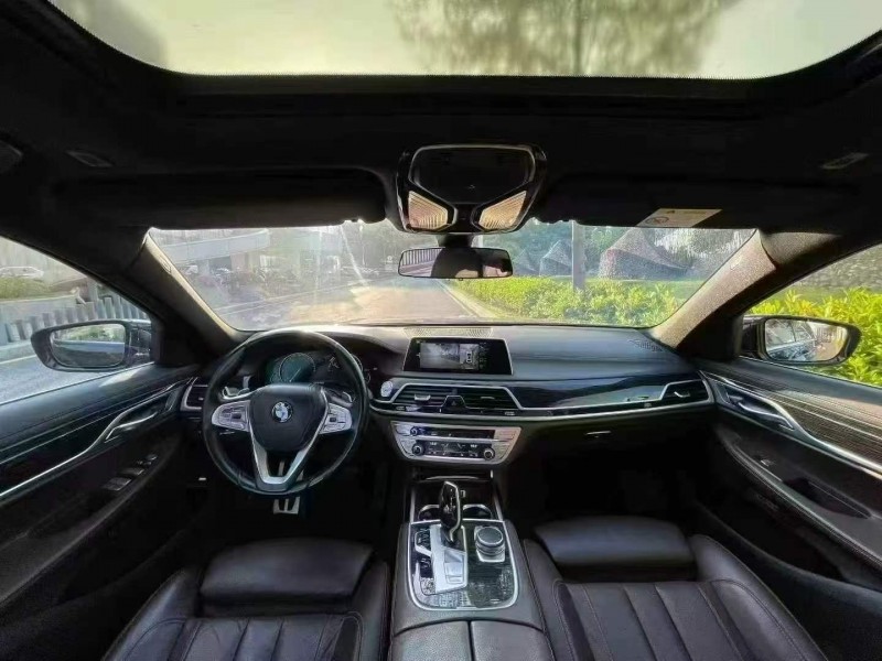 深圳17年宝马7系7