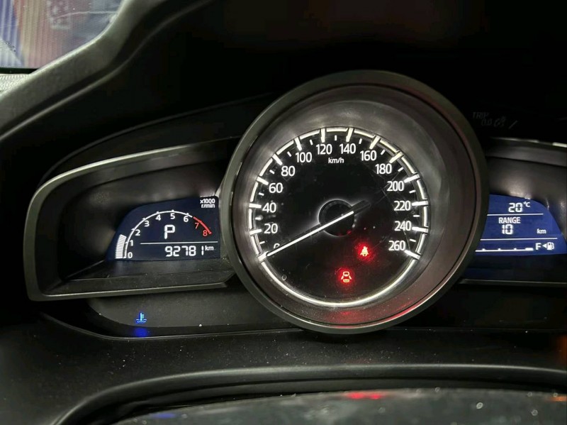 成都19年马自达昂克赛拉3