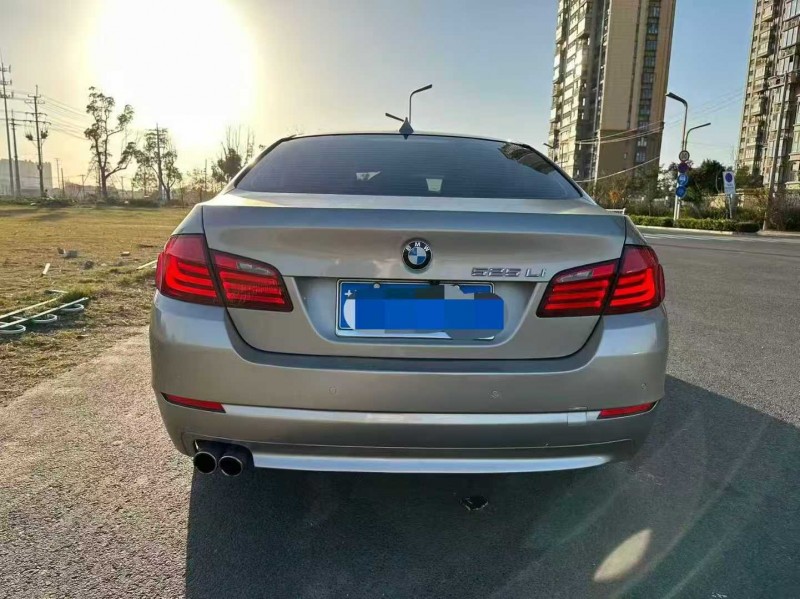 苏州13年宝马5系8