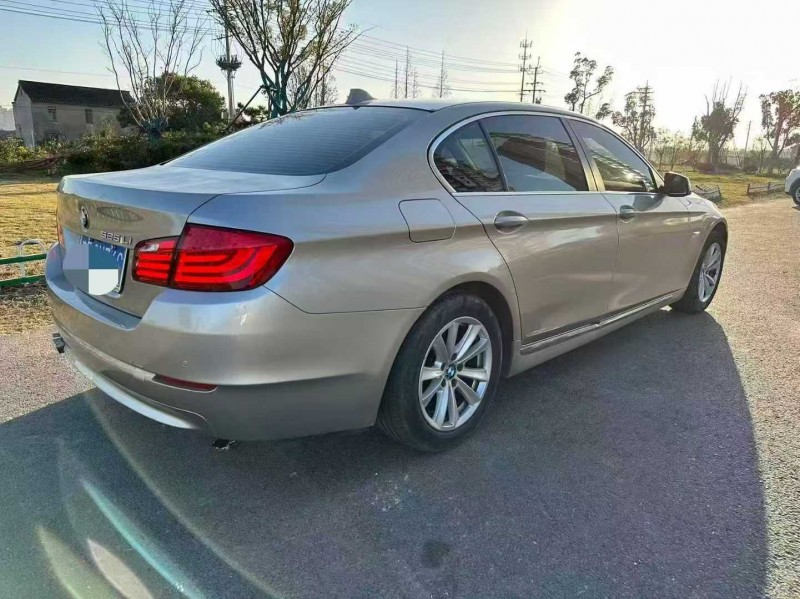 苏州13年宝马5系9