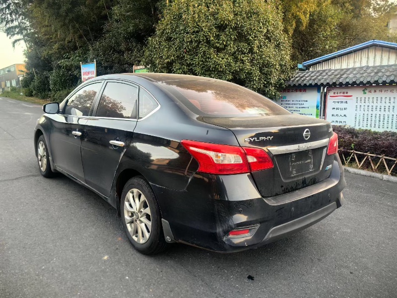 惠州17年日产轩逸5