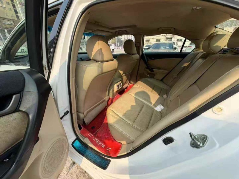 常州11年本田思铂睿6