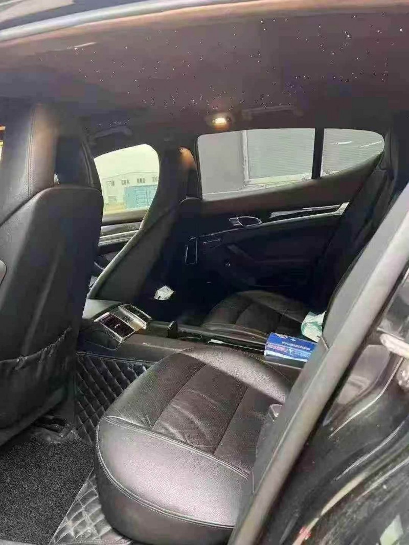 淄博12年保时捷帕拉梅拉3