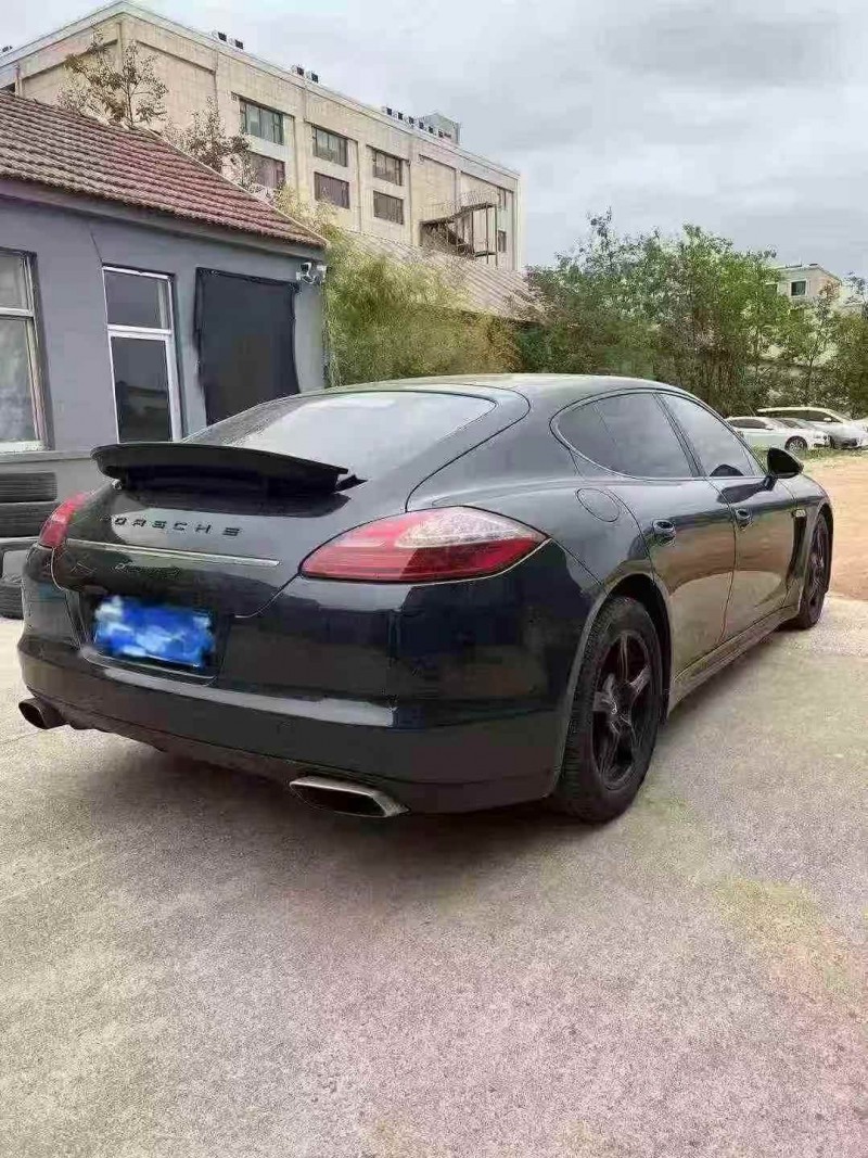 淄博12年保时捷帕拉梅拉5