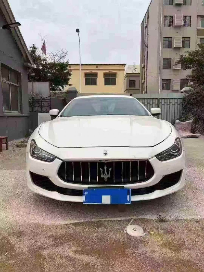 枣庄14年玛莎拉蒂Ghibli1