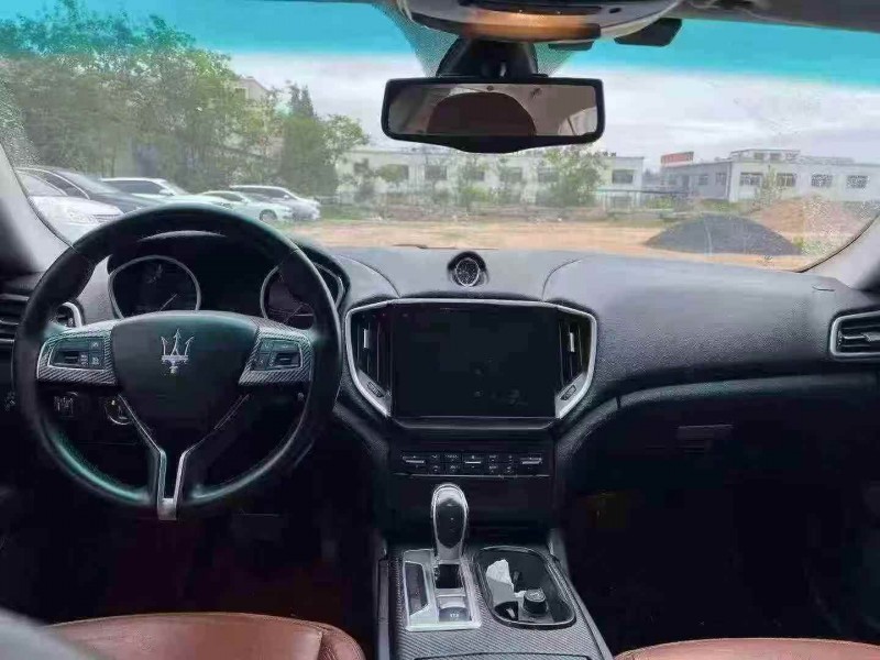 枣庄14年玛莎拉蒂Ghibli5