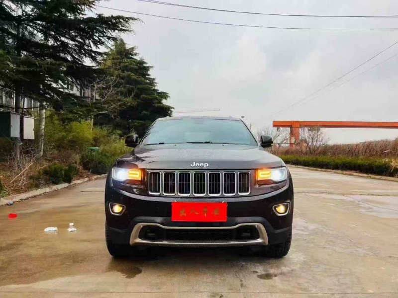 淄博16年Jeep大切诺基1