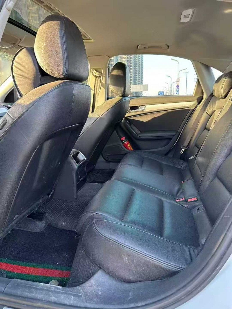 苏州16年奥迪A4L4