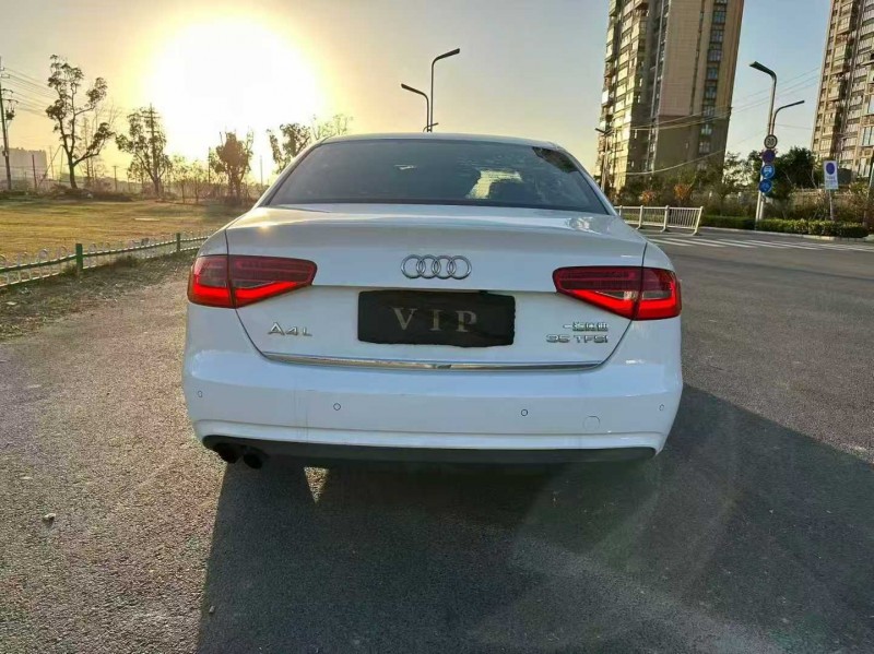 苏州16年奥迪A4L7