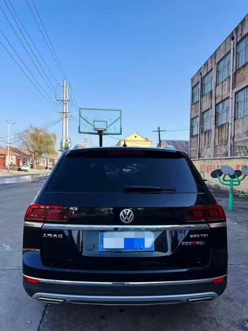东营18年大众途昂9