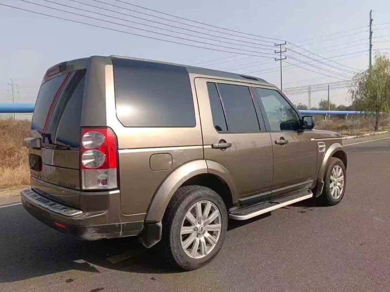 淄博12年路虎发现8