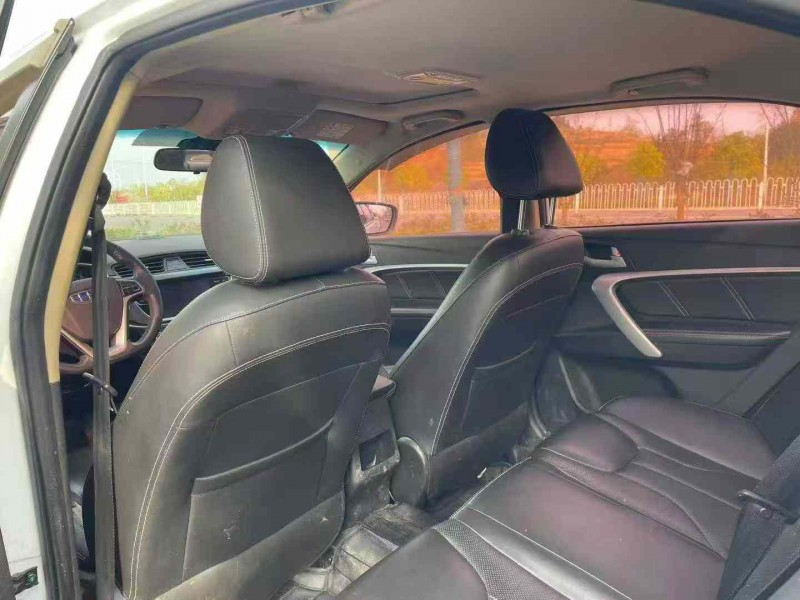 娄底18年吉利帝豪6