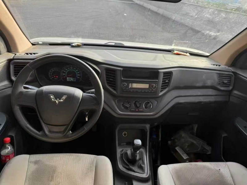 苏州20年五菱汽车宏光5