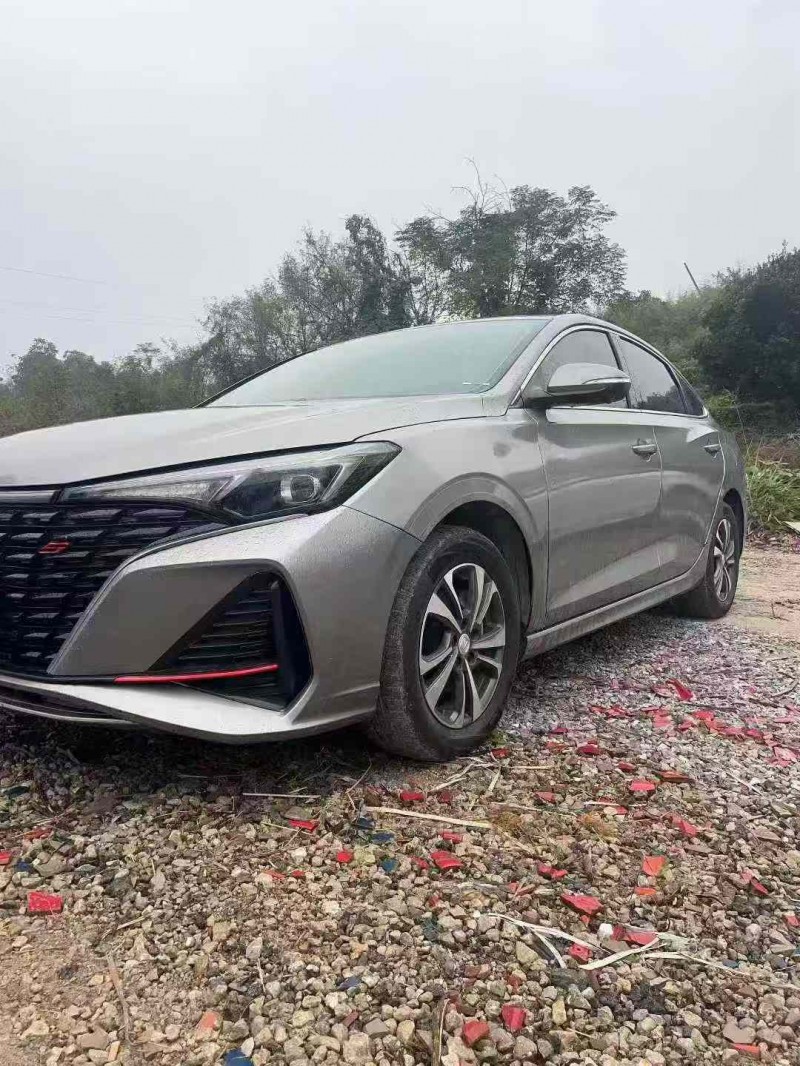 娄底23年长安汽车逸动2