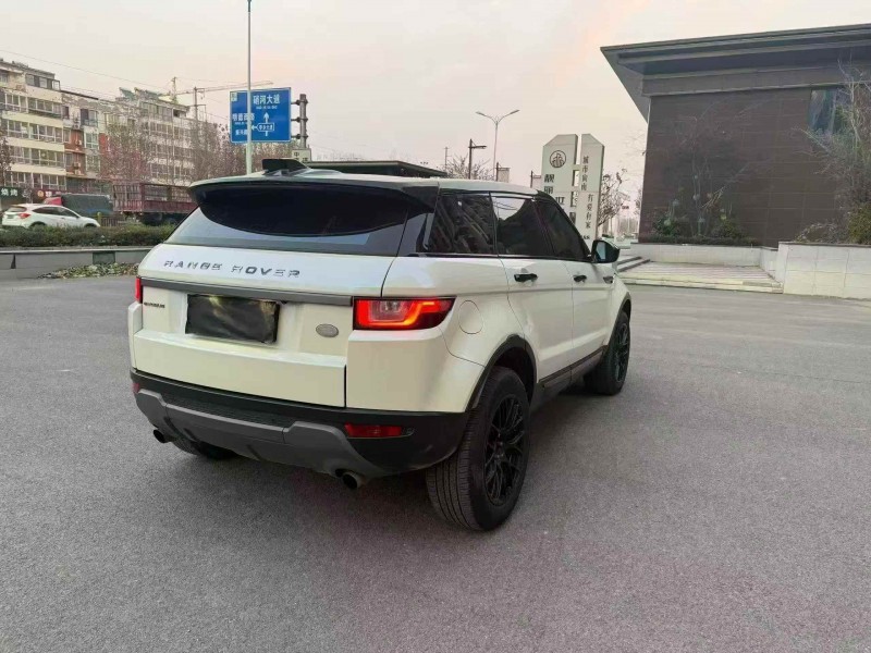 新乡17年路虎极光8