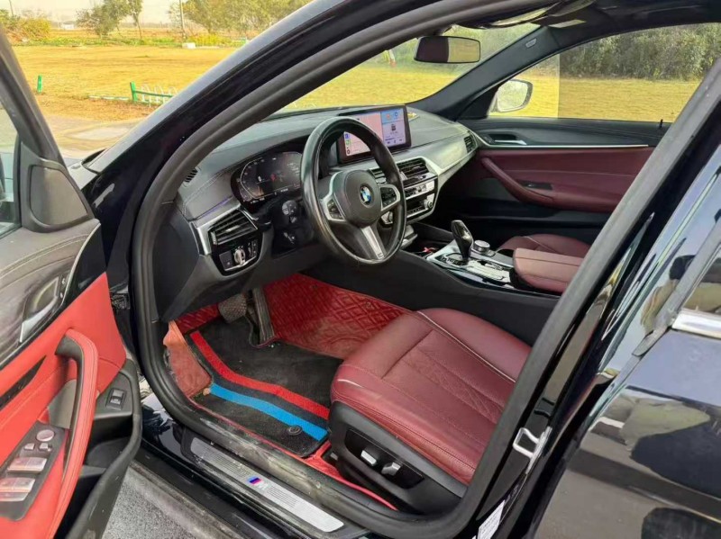 苏州22年宝马5系3