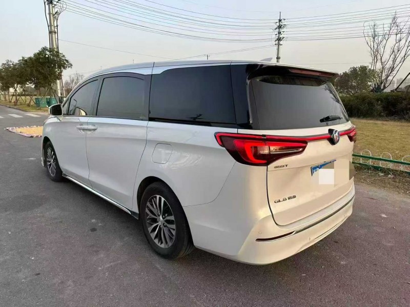 苏州22年别克GL87