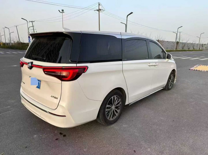 苏州22年别克GL89