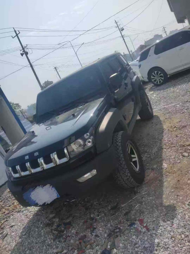 娄底17年北京BJ402