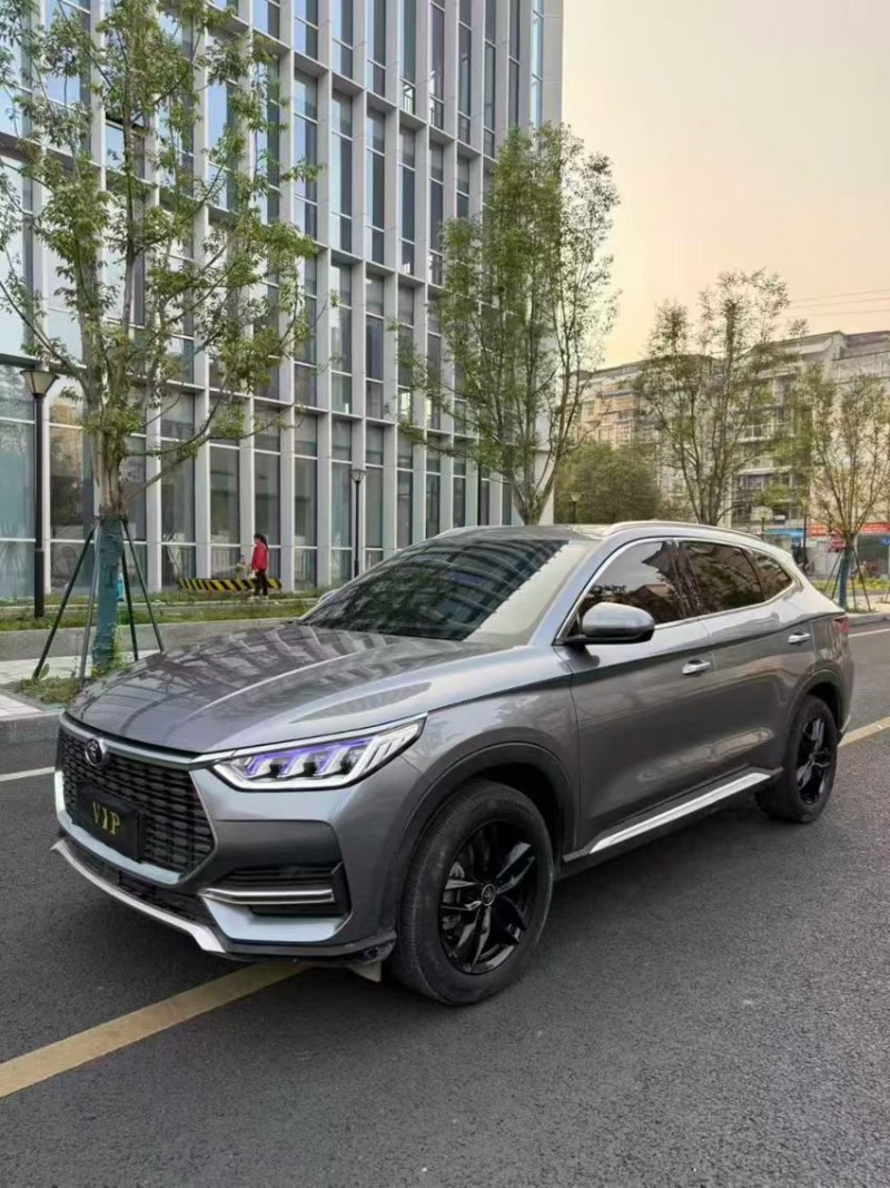 成都21年比亚迪宋3