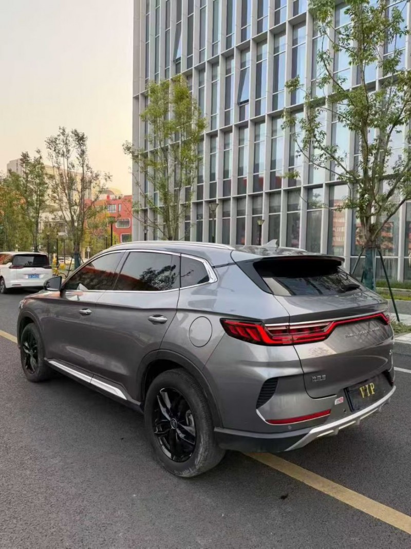 成都21年比亚迪宋5