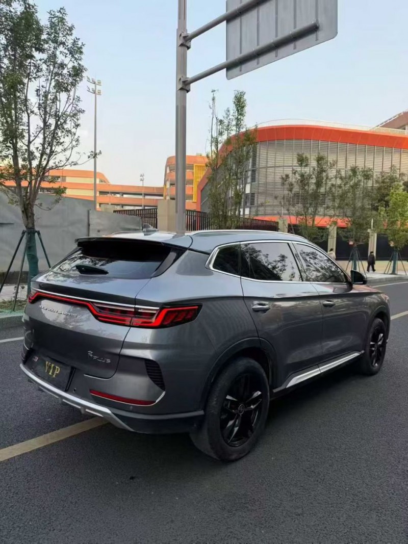 成都21年比亚迪宋7