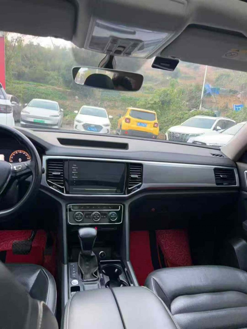 娄底20年大众途昂5