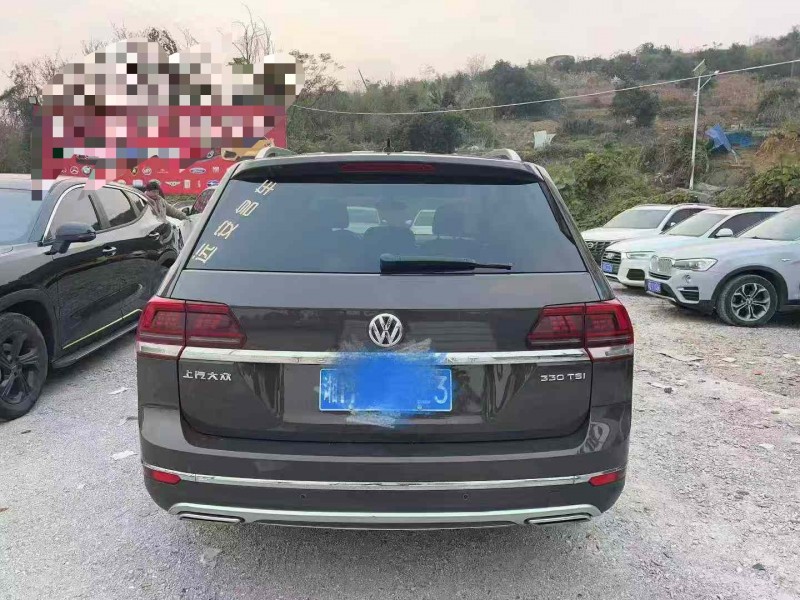 娄底20年大众途昂7