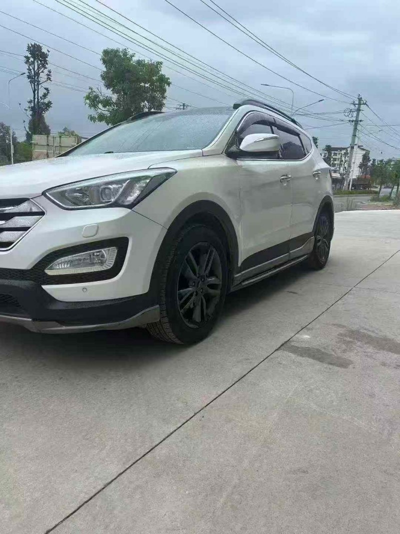 娄底13年现代新胜达2