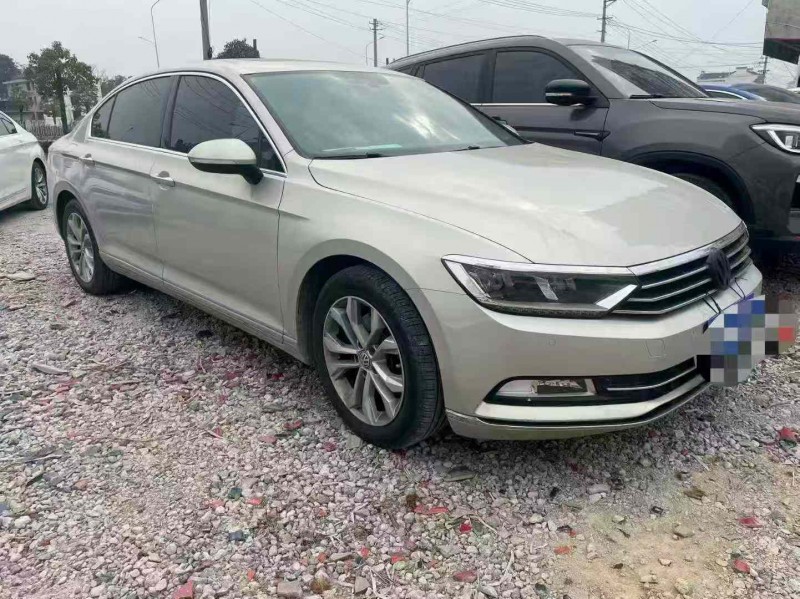 娄底19年大众迈腾2