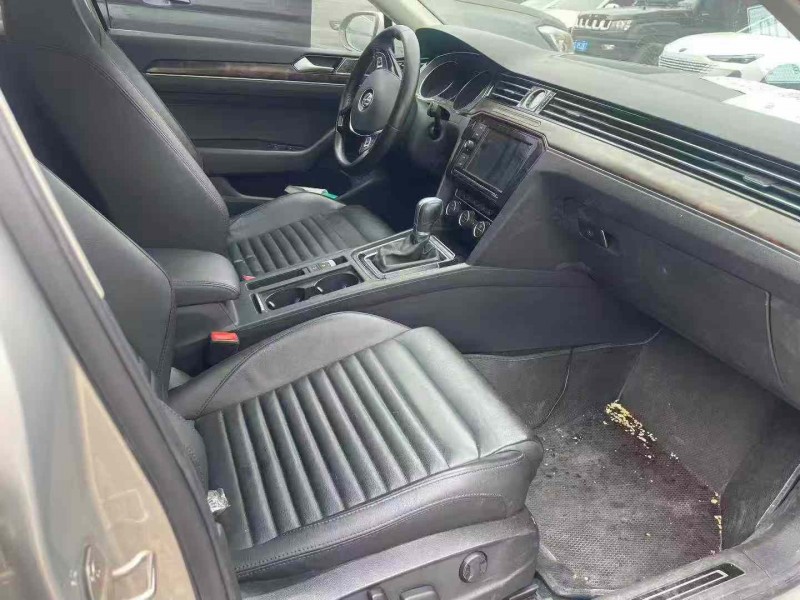 娄底19年大众迈腾4